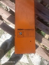stabilizzatore di tensione 220