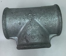 RACCORDO A T  FEMMINA GF 1'' 1/4 IN FERRO ZINCATO CURVA 90°IDRAULICA FERRAMENTA 