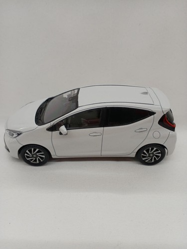 Toyota aqua mini - toyota,