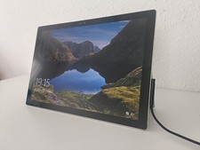 Microsoft Surface Pro 5 (2017)