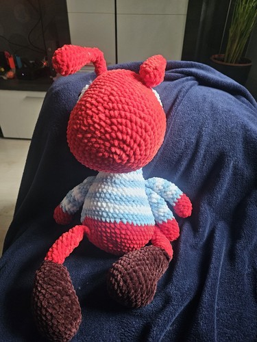 Formica peluche