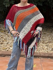 Poncho rettangolare fatto a
