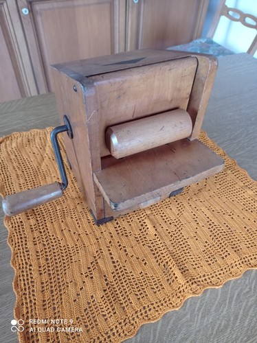 Grattugia epoca legno - in,