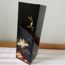 Antico vaso giapponese laccato