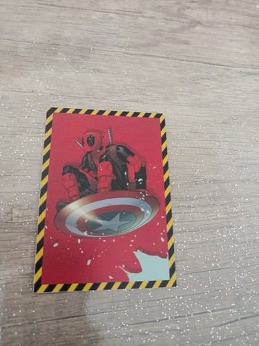 Deadpool scudo captain - deadpool, america