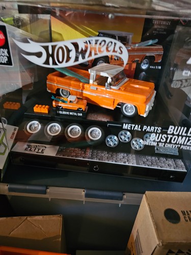 Mattel hot wheels brick shop - mattel,