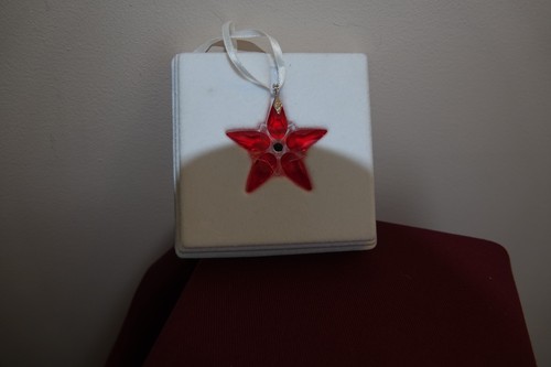 Swarovski piccola poinsettia - swarovski,