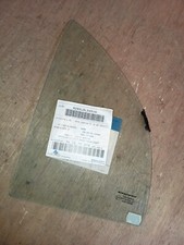 VETRO SINISTRO POSTERIORE PER TOYOTA CARINA  68124-20480 DAL 92 NUOVA