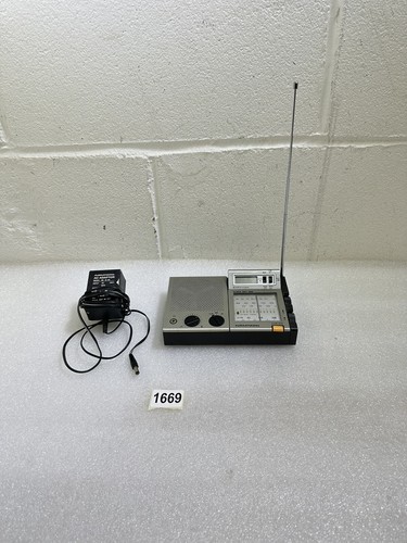Grundig clock boy - clock, 500,