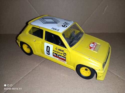 Voiture miniature renault - 1/22,