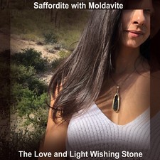 Moldavite con ciondolo