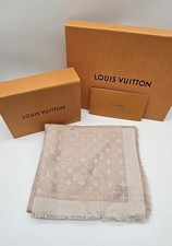 Louis Vuitton Chale - Monogram