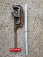 Tagliatubi manuale