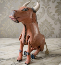 Antica statua in legno