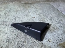 Volvo V40 2017 rivestimento