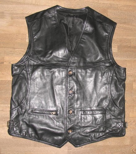 Gilet uomo pelle nera - in,