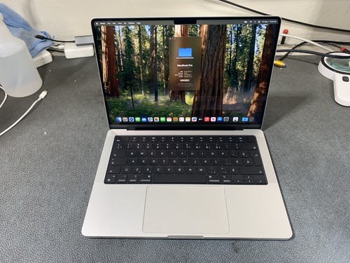 Apple macbook pro pollici - apple,