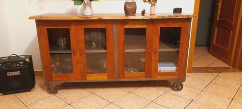 Credenza stile industriale - in,