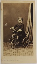 Francia Ragazzina A Triciclo