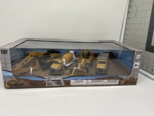 DM 1:64 CAT costruzione in