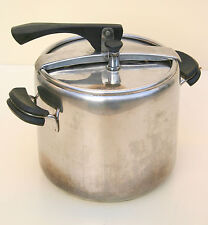 PENTOLA A PRESSIONE LAGOSTINA 7 LITRI ACCIAIO INOX - USATA
