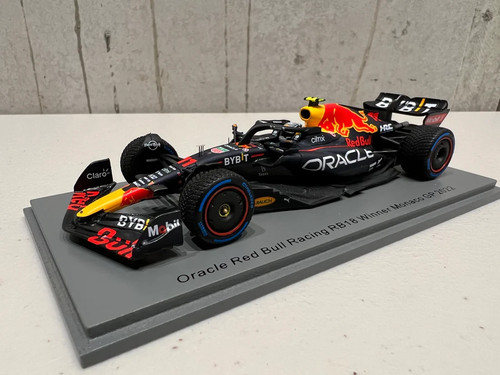 Red bull rb18 sergio - sergio, perez