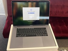 Apple MacBook Pro 15" (256GB