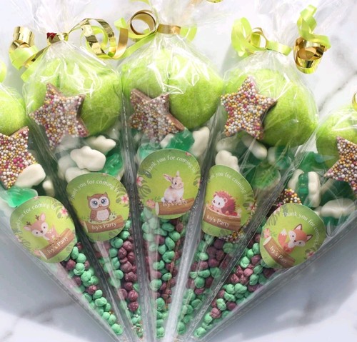 Dolci coni bosco animali - bosco,