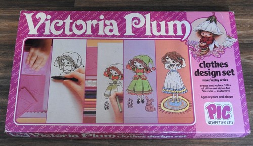 Set completo piatti - , goffratura