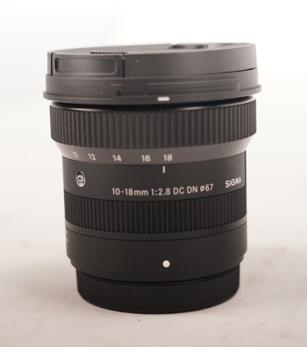 Sigma 18mm dc dn - sigma,