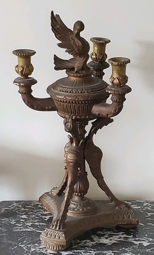 Grande antico candelabro