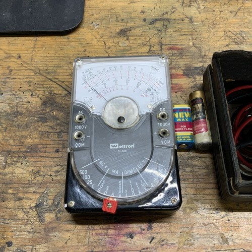 Weltron volt ohm - meter, modello