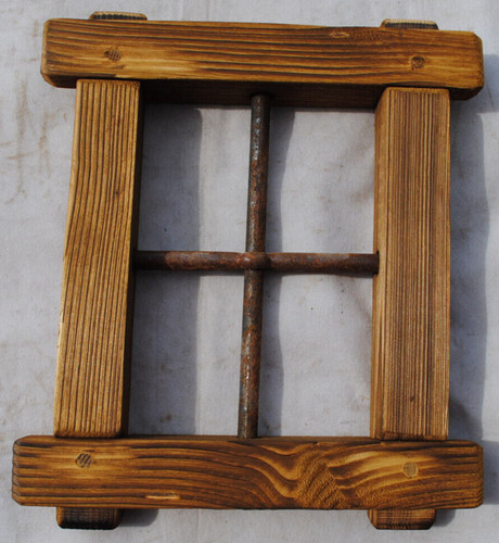 Finestra legno con - finestra, grata