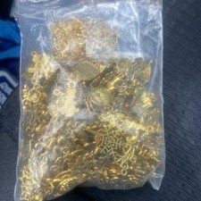 350 pezzi antichi ciondoli oro