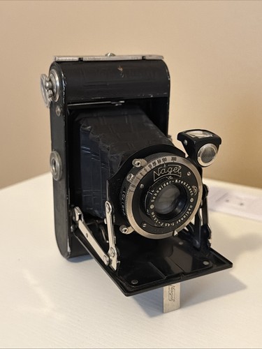Vintage collectible camera - collectible,