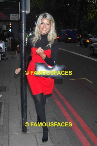 Holly willoughby rare press - ,