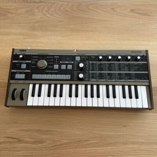 KORG microKORG Sintetizzatore Tastiera Modellazione Analogica Vocoder con Alimentatore Vocoder