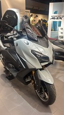 Yamaha TMax 560 2025 2026