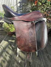 Ansur Saddle Solutions Dressage senza alberi marrone 17,5 pollici