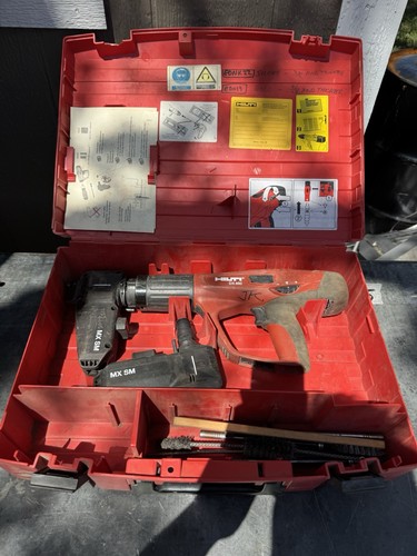 Hilti 460 azionamento - dx,