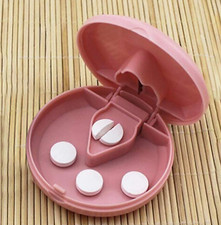 Tagliapillole medicinale rosa