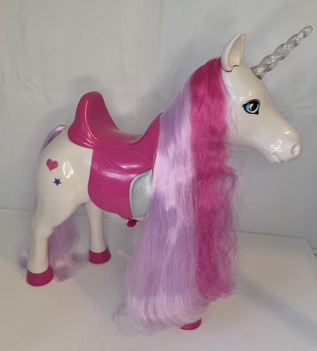 Unicorno musicale nato bambino