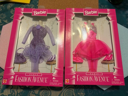 Barbie nuova con scatola festa