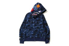 34261 bape color camo shark