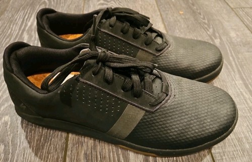 Skitch specialized bike - specialized, shoes