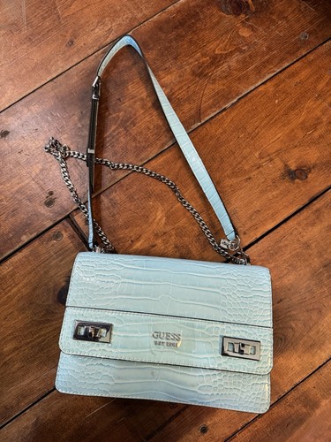 Guess purse rare - -, a