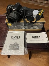 Kit fotocamera reflex Nikon