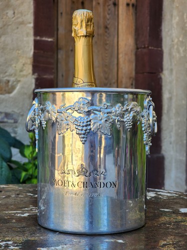 Sceau champagne moet et - a,