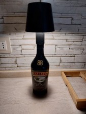 Lampada LED Da Tavolo con Bottiglia Baileys Ricaricabile Con Cavetto