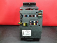 0011868V013 Relè scatola